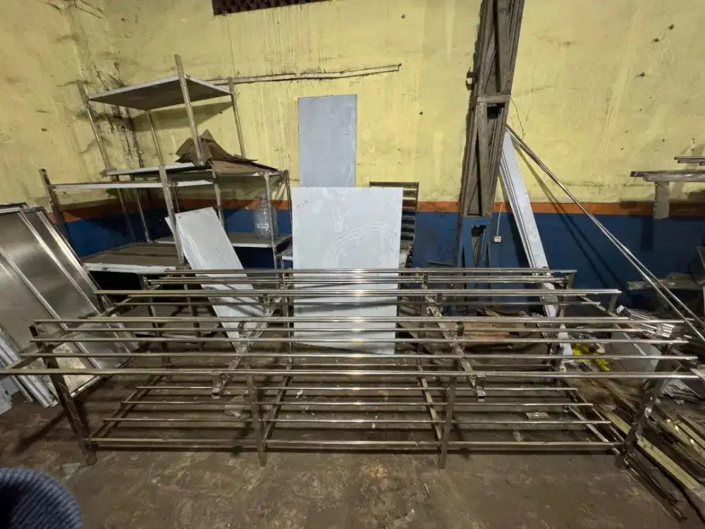 Meja pemorsian sliding kaki 6 untuk food tray dapur mbg sppg 3 meter