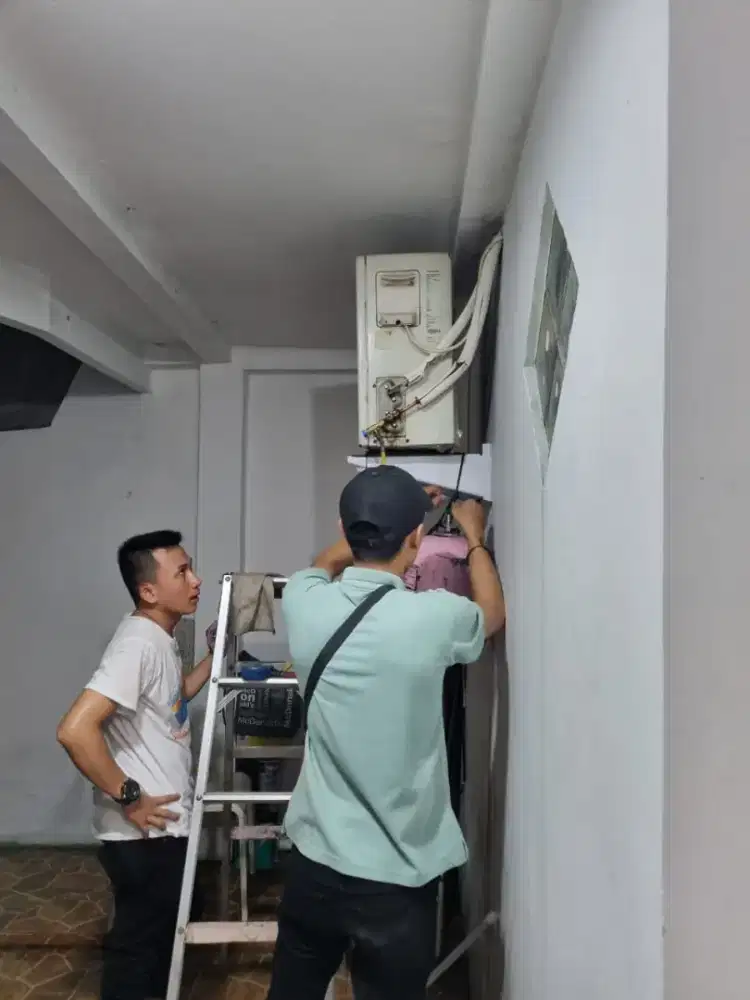 Service AC,Kulkas,Mesin cuci,Pompa air