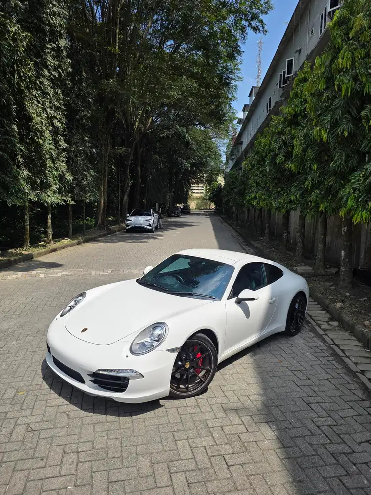 Porsche carreraS 3.8cc Full option 2012 / 2013 A/T Putih