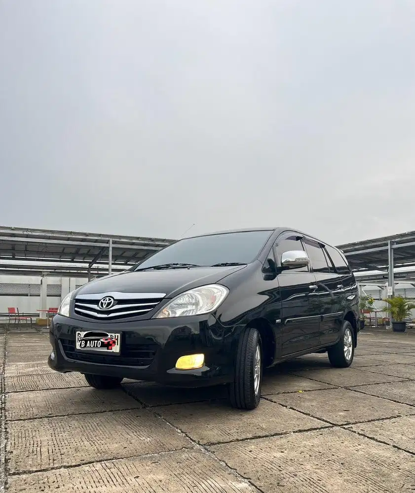 Kijang Inova 2.0 G at bensin