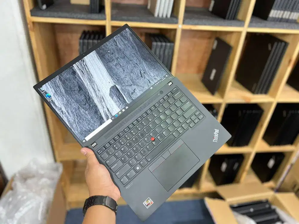 Laptop slim design Lenovo T14 G3 Ryzen 7pro ram16/256gb kuliah kerja