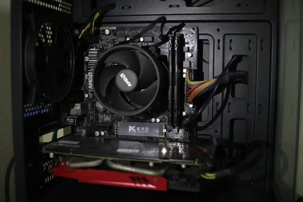 Jual Personal Computer (PC) Pribadi + Monitor