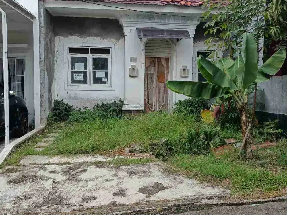 Rumah butuh perapihan sedikit atap baja ringan cluster tts Sentul city Bogor Babakan Madang