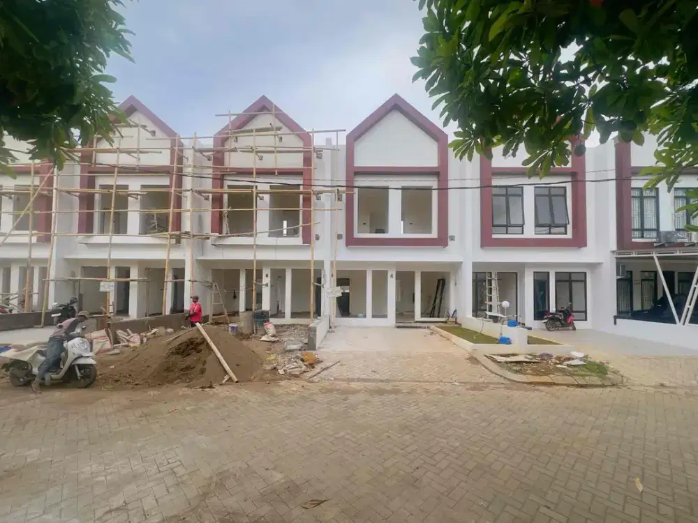 DIJUAL RUMAH 2 LANTAI SIAP HUNI DI MAKASSAR
