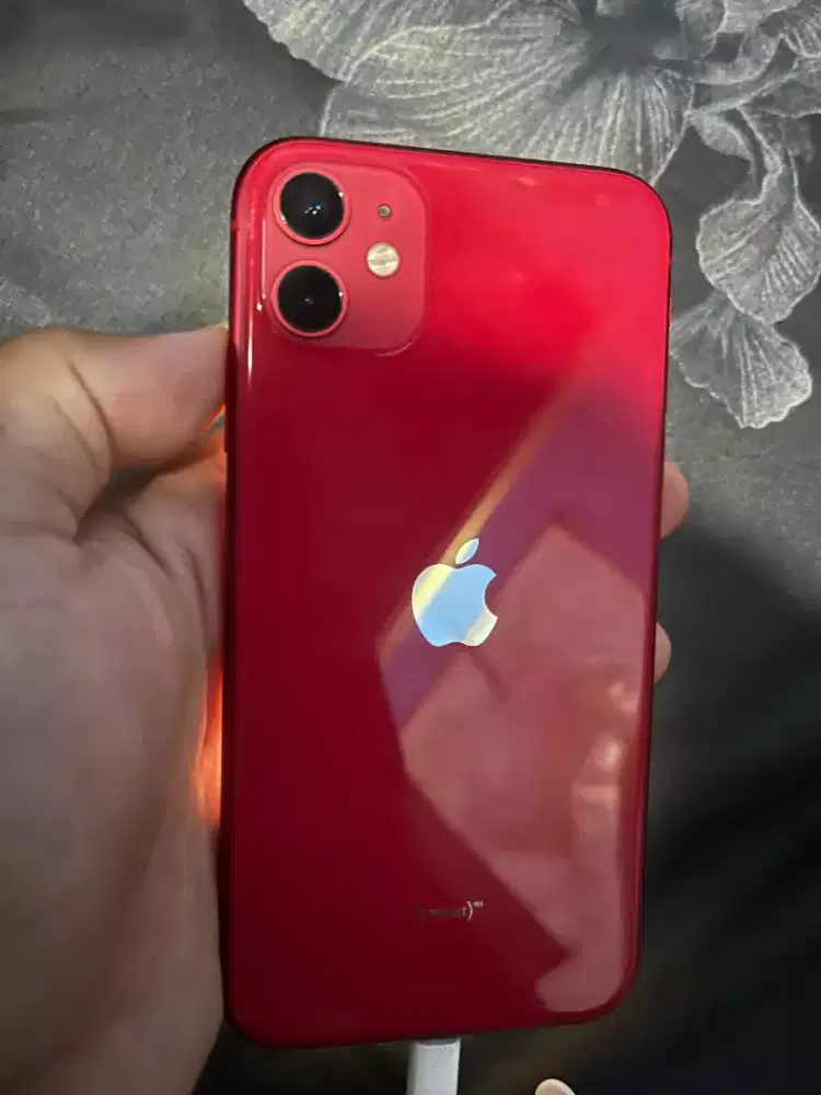 IPhone 11 64GB RED Fullset All Operator