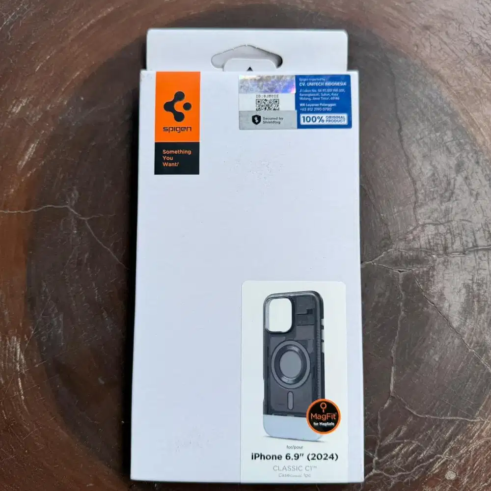 Case HP iPhone 16 Pro Max Spigen Classic C1 Graphite BNIB