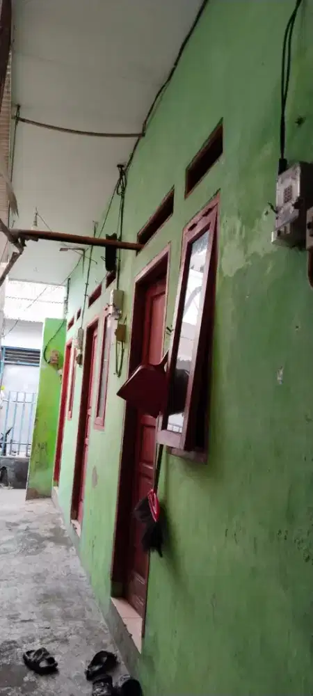 DIJUAL RUMAH KONTRAKAN 3 PINTU
