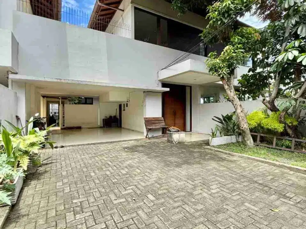 RUMAH MURAH MODERN RESORT DESIGN DI KEMANG