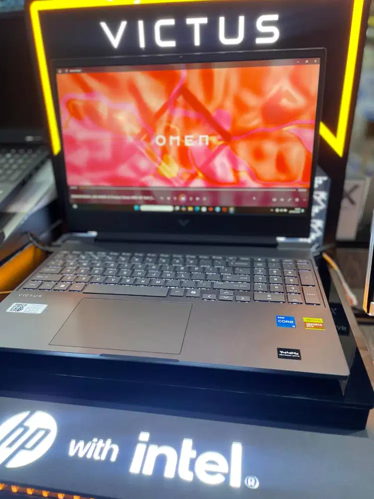 HP Victus GAMING 15 -FA2716TX Intel Core i5 13420H 16 GB RAM SSD 512