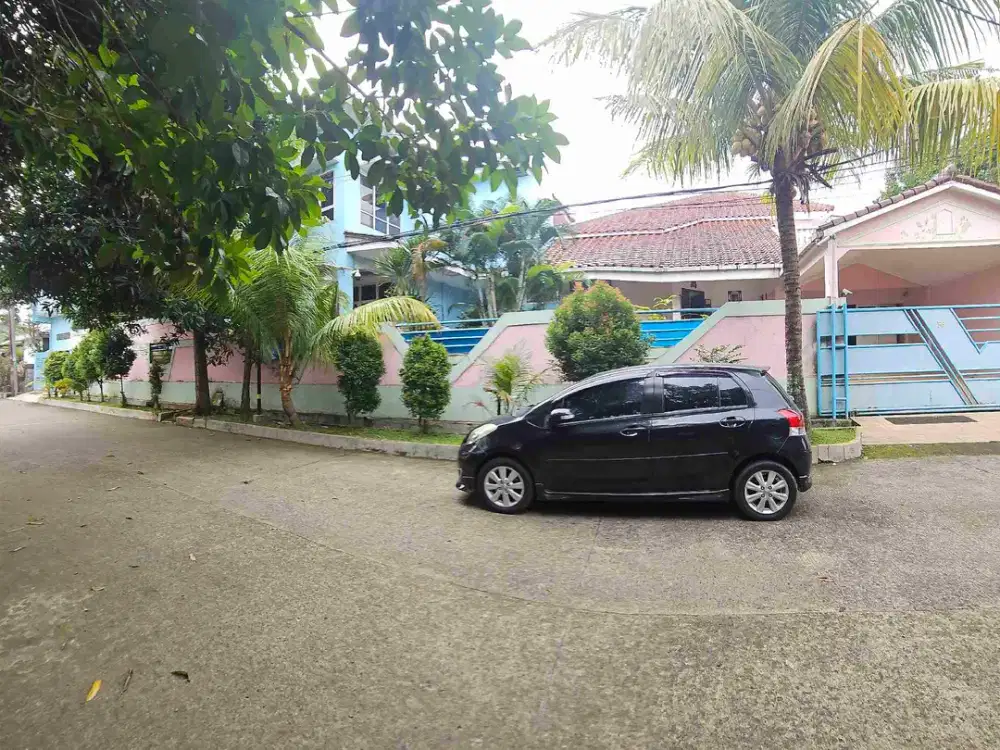 dijual rumah asri seperti villa