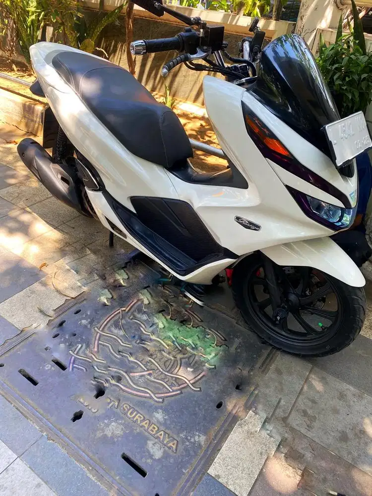 PCX PUTIH FAVORITE 2020