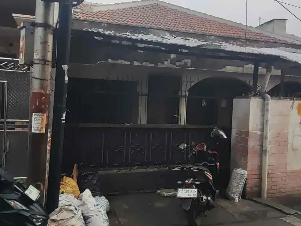 tebet.   cck. utk. kos2an. jg.  bisa. atau. town. house.