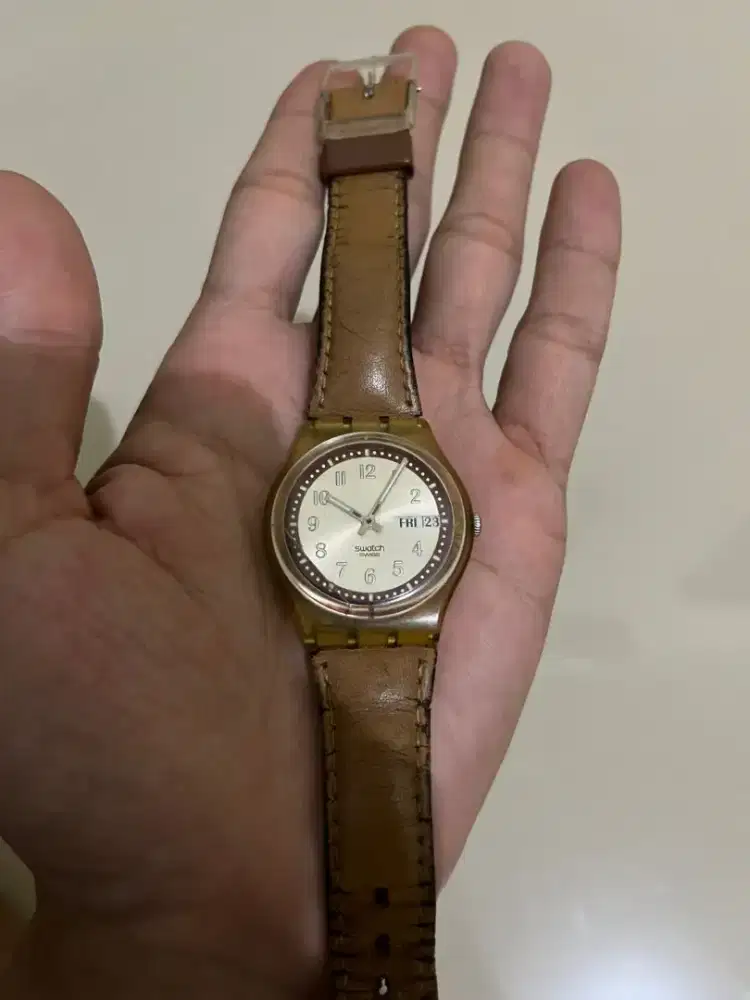 Jam tangan Swatch calender day / date