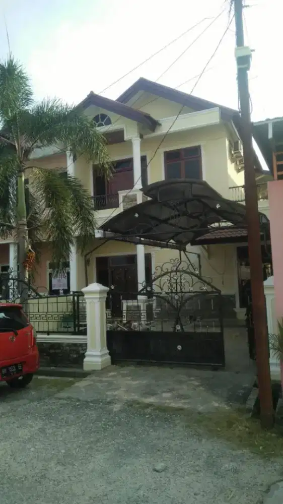 Dijual Rumah Jl Nangka, Pekanbaru belakang Mall Living World/LW.