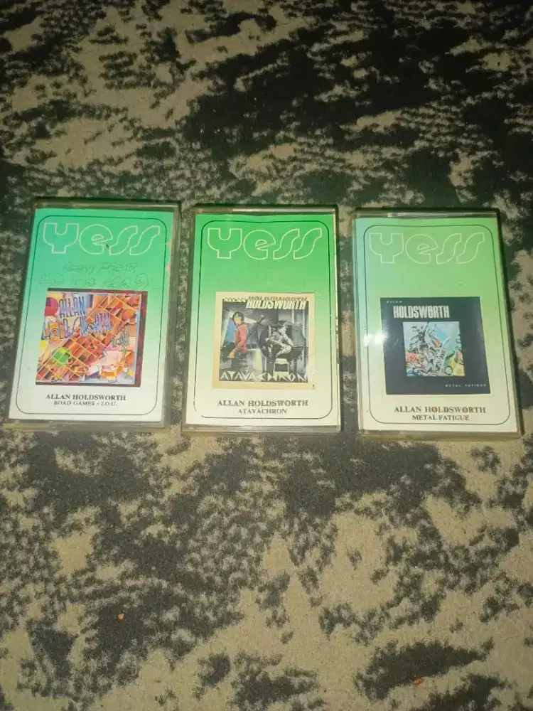 Sepaket Kaset Pita (YESS) ALLAN HOLDSWORTH