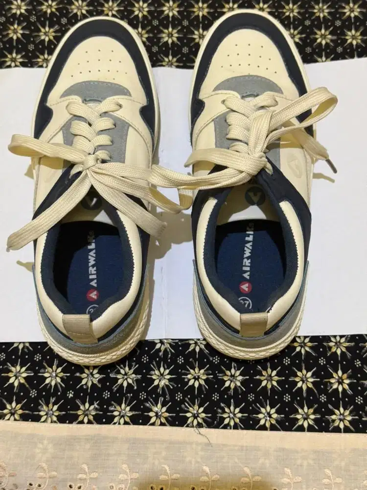 Dijual Sepatu Airwalk Ori Mulus 95 %