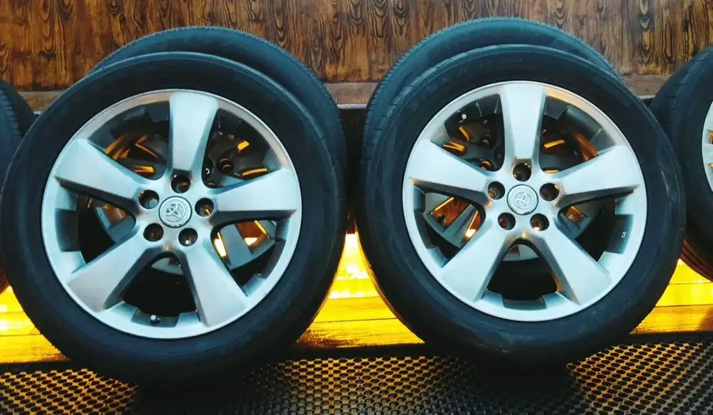 Jual cepat Velg Harrier dan Velg Vellfire Ori Bawaan Mobil 2 set