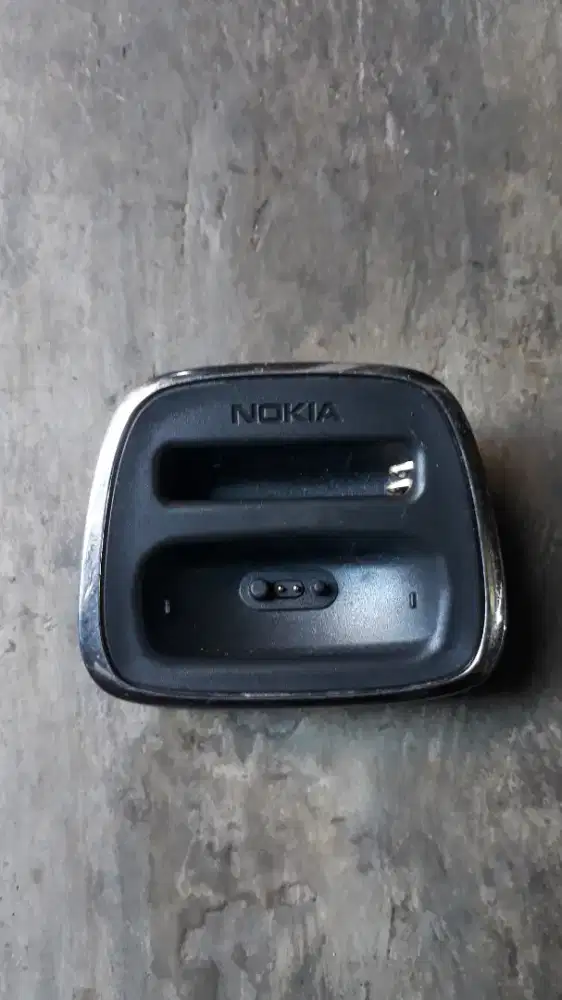 Charger desktop Nokia 8800 sirocco classic