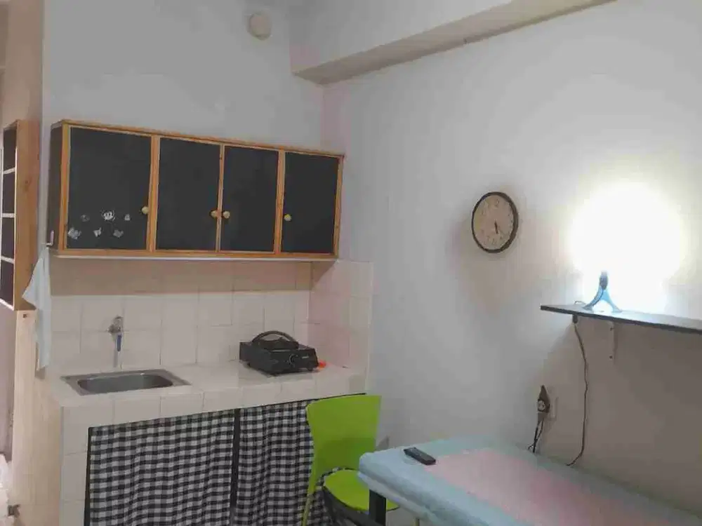 DIJUAL APARTEMEN GREEN PALM RESIDENCE 2 BR FULL FURNISHED VIEW POOL DI PURI