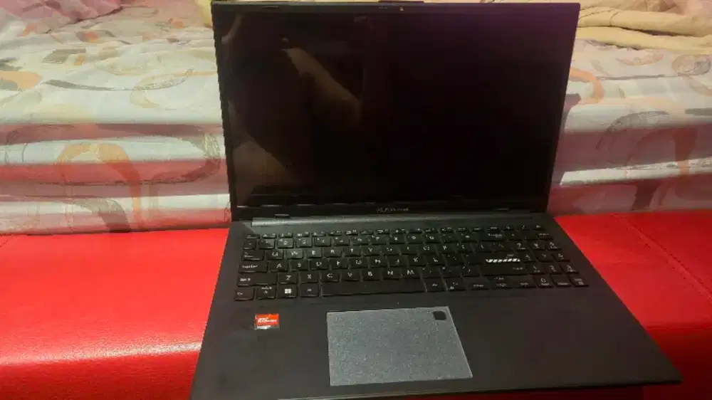 Asus Vivobook Go15 Oled E1504 Fa