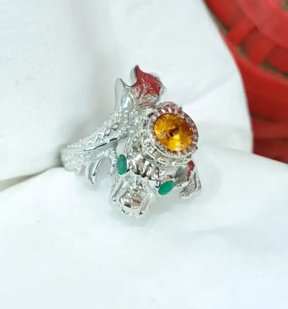 Cincin ular perak