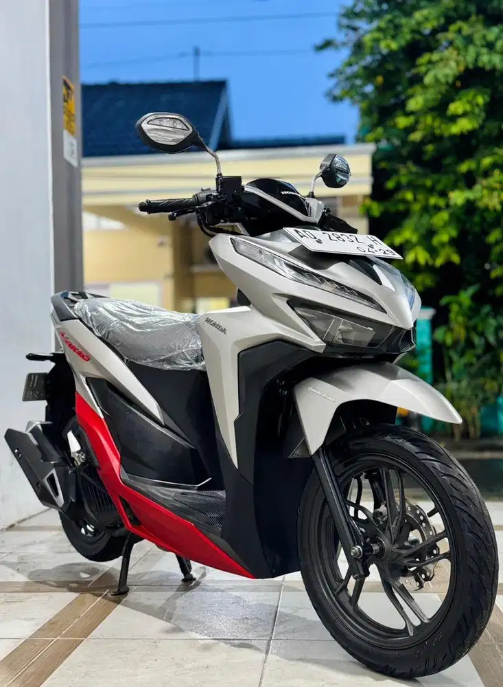 VARIO 150 LED NEW KEYLESS CBS ISS AD SOLO