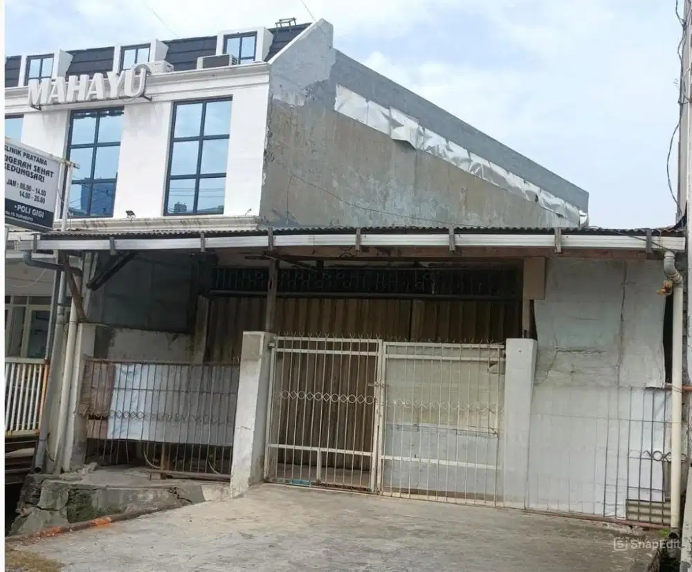 *Dijual Rumah pinggir Jalan Kedungsari, Surabaya*