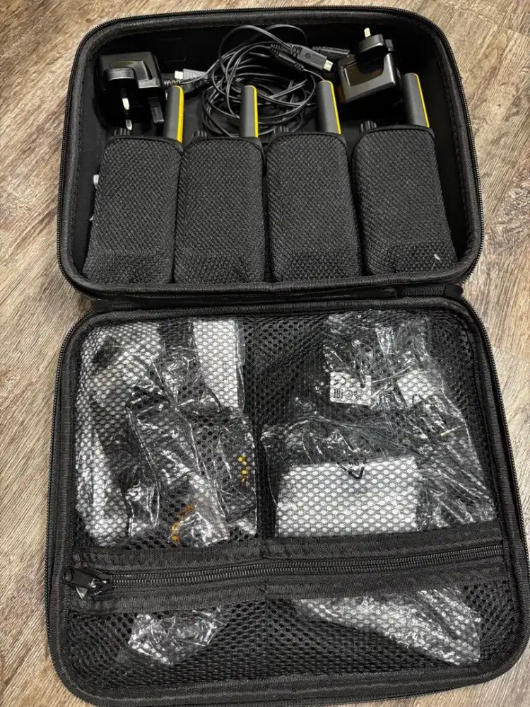 Motorola Talkabout T82 Extreme HT Audio Radio Walkie Talkie