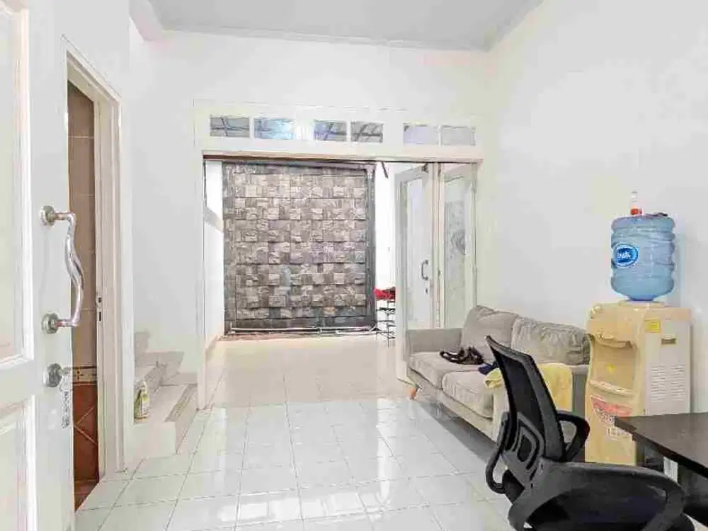 Rumah cantik bersih citra Gran Cibubur