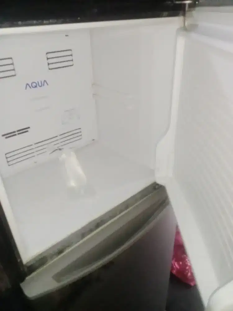 Kulkas 2 pintu AQUA