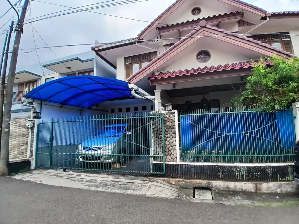 Dijual rumah 2 tingkat di jalan bendi tanah kusir