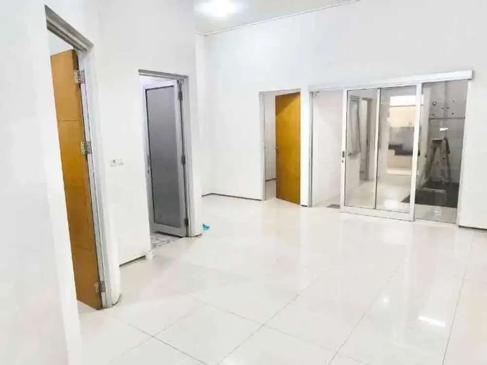 DISEWAKAN RUMAH SIAP HUNI TKI 3 BLOK E