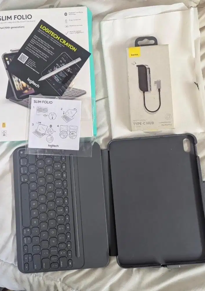 Logitech Logi Smart Folio Keyboard for iPad 10 & 11 (A16)