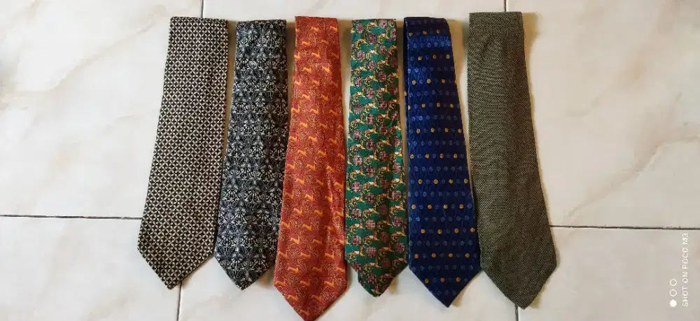 Dasi Branded original koleksi pribadi bernilai vintage