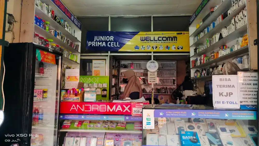 Lowongan kerja untuk cewe/ wanita sebagai penjaga konter