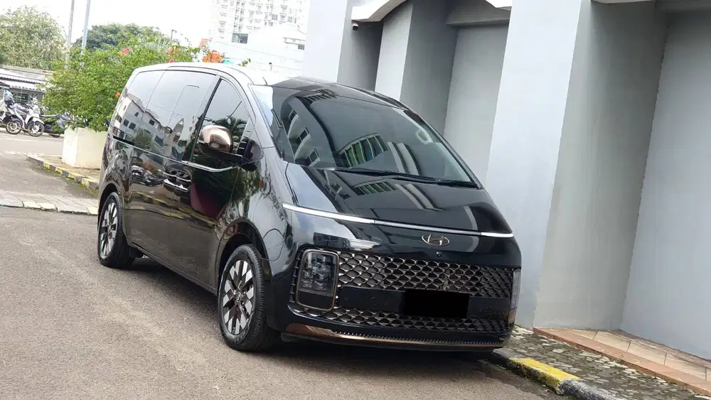 [ GARANSI 5TH ] Hyundai Staria 2.2L 2WD Signature 9 Seater 2022/2023