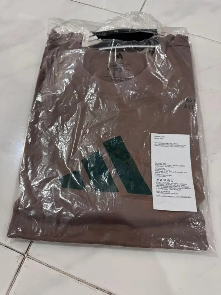 Adidas Climacool regular fit M kondisi BARU