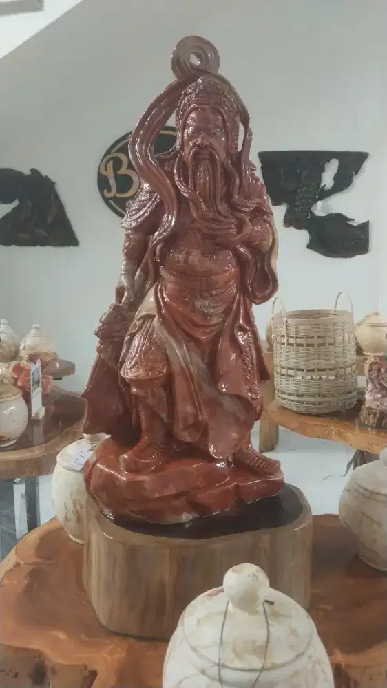 Patung dari batu alam dewa kwankong