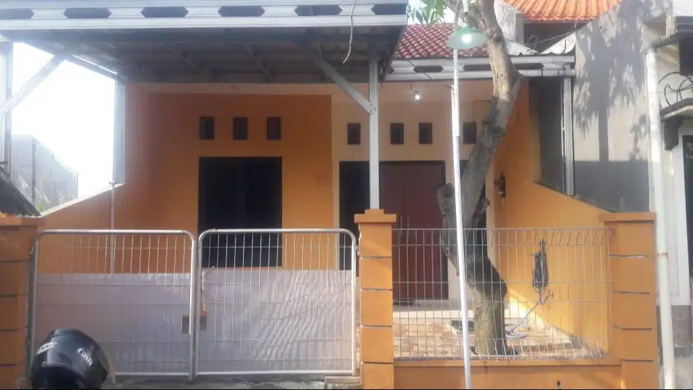 Dikontrakkan rumah. Cocok untuk keluarga