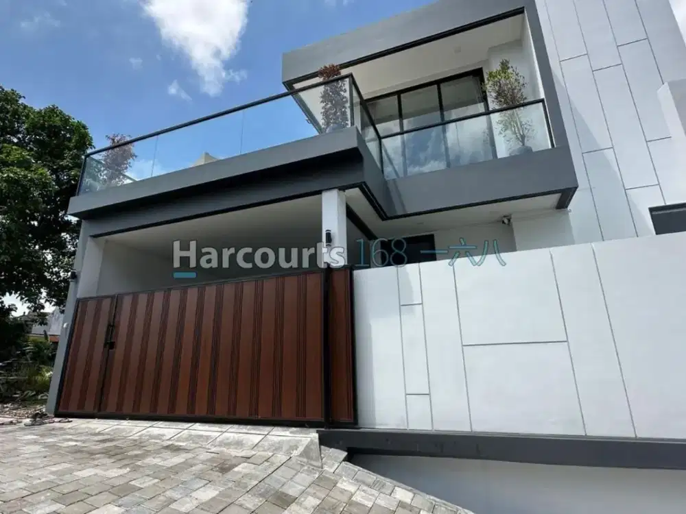 Luxurious Modern Villa in Canggu