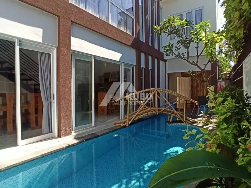 KBP0476 Stunning Villa Walking distance to the beach