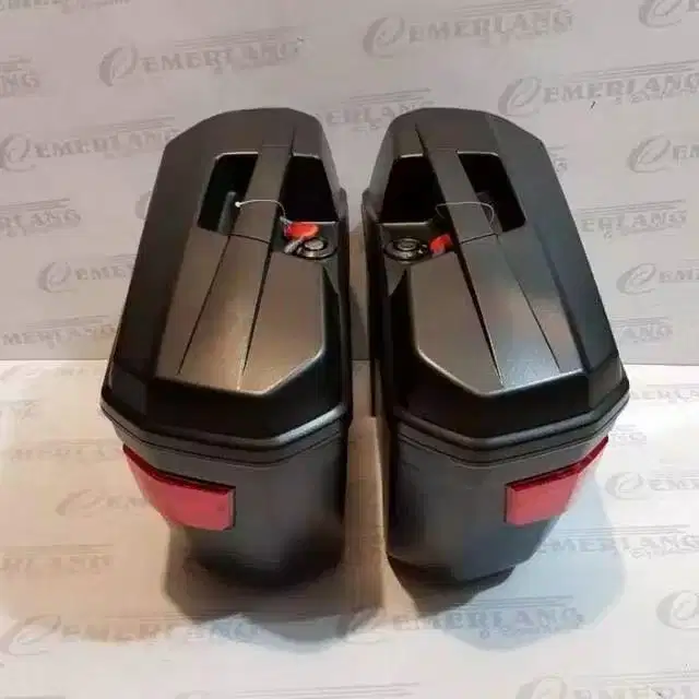 Box Samping Givic E22N