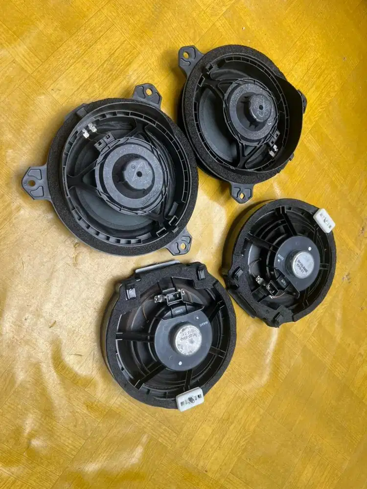 Speaker Mobil Bekas 4 Buah – Masih Bunyi Normal, Murah Aja Bogor Kota