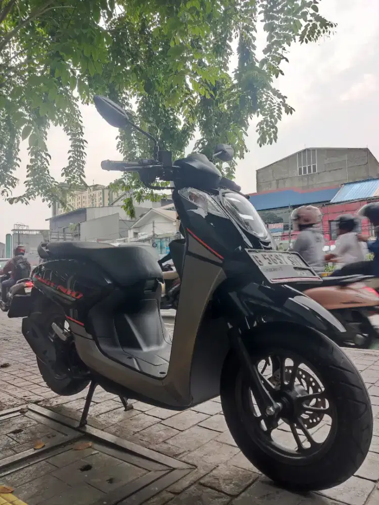 Genio CBS 2025 Orisinil Mulus Plat Jakarta Low Km ABBA