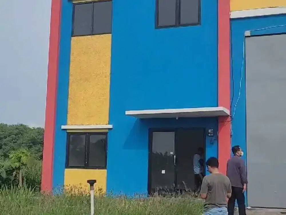 Disewakan Gudang Luas 2 Lantai Siap Pakai Dekat Tol Batuceper