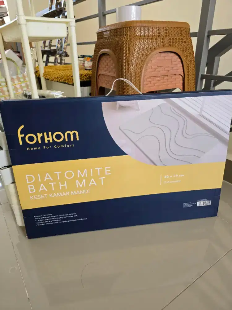 Keset kamar mandi diatomite