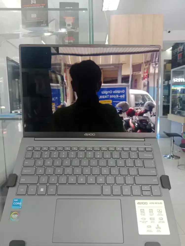 Laptop Axioo Hype-R3 OLED intel core i3