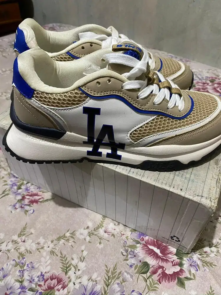 SHOES MLB SIZE 39 unisex