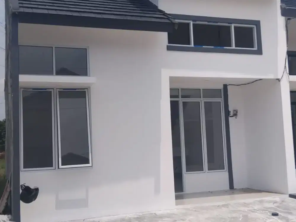 Rumah Hadap Timur Siap Huni dekat Paradise Walk Mall Serpong J-38186