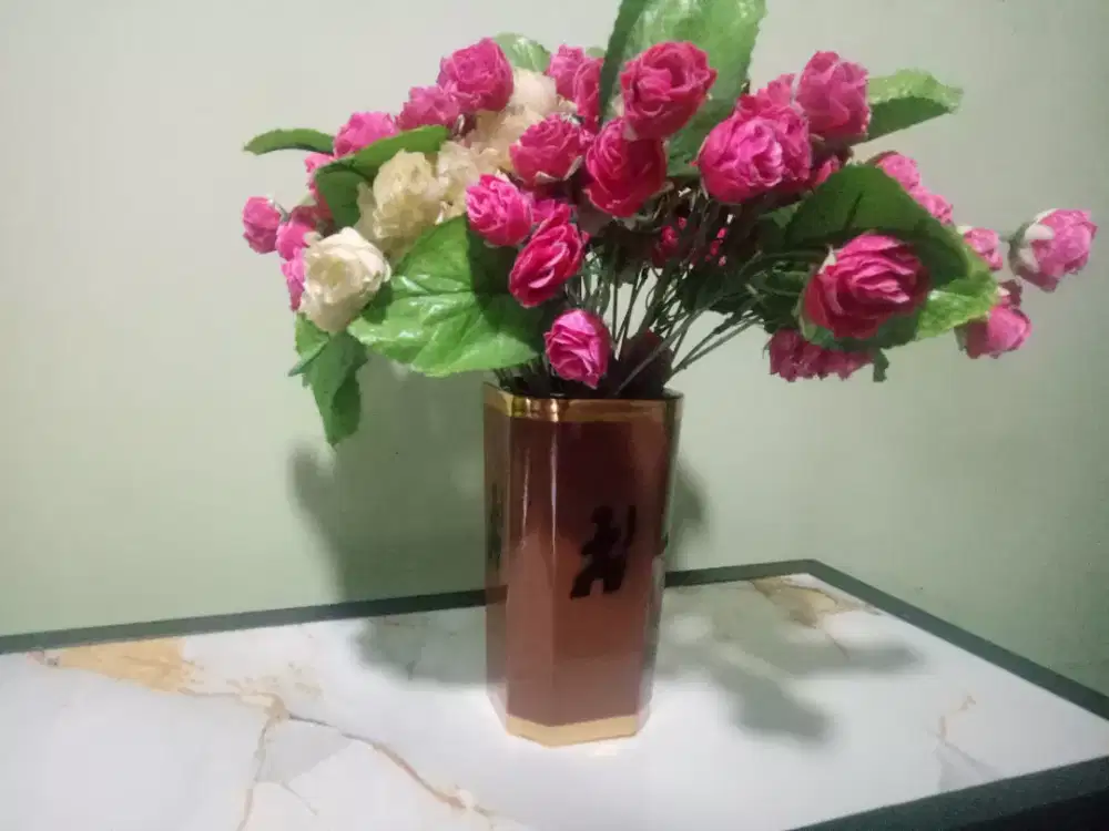 GUCI MINIMALIS//VAS BUNGA CANTIK//SOVENIR